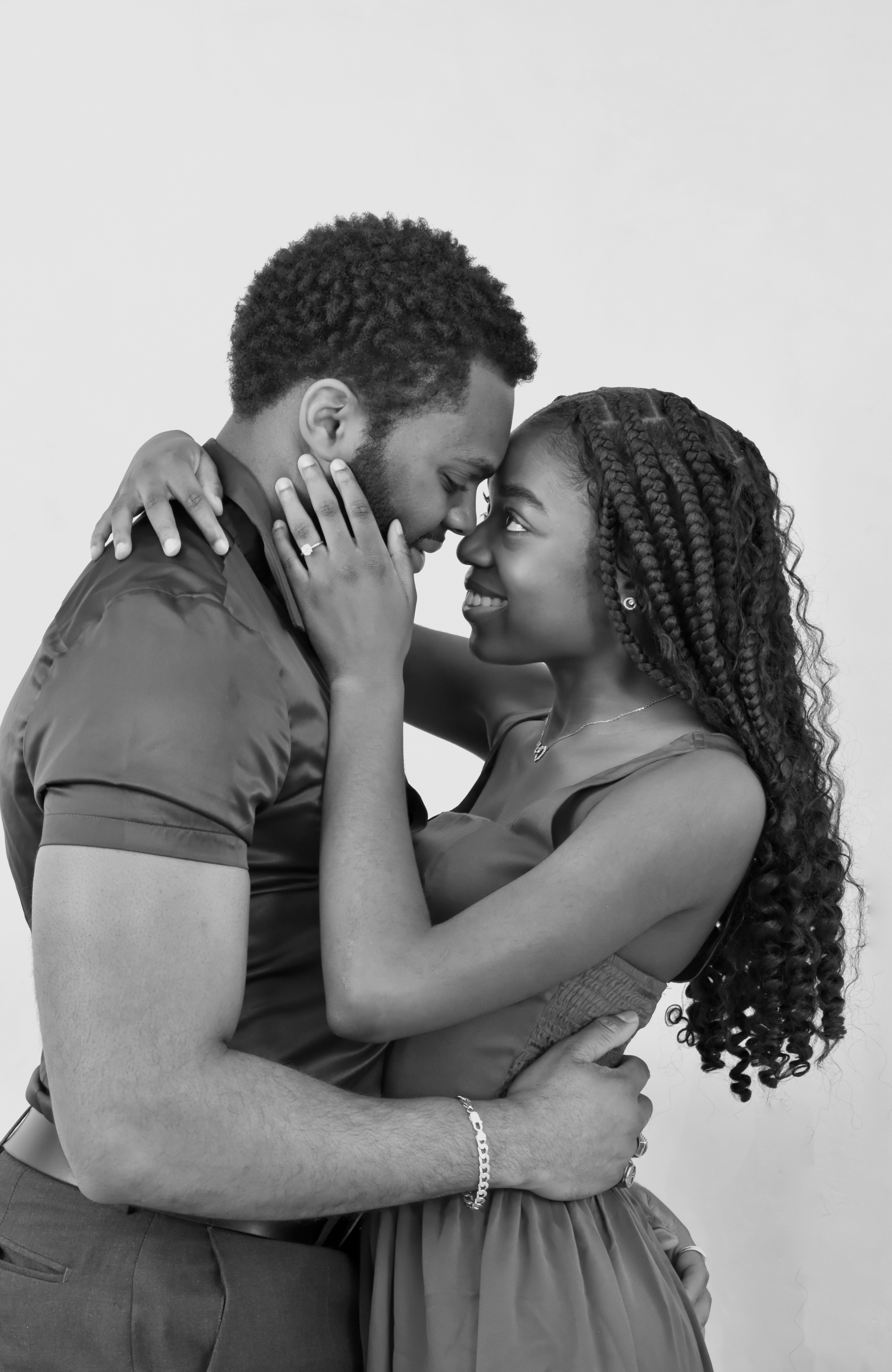 Love & Tyron — close, monochrome